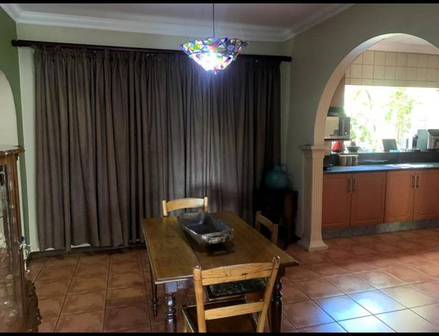 5 BEDROOM HOUSE FOR SALE IN LIBRADENE